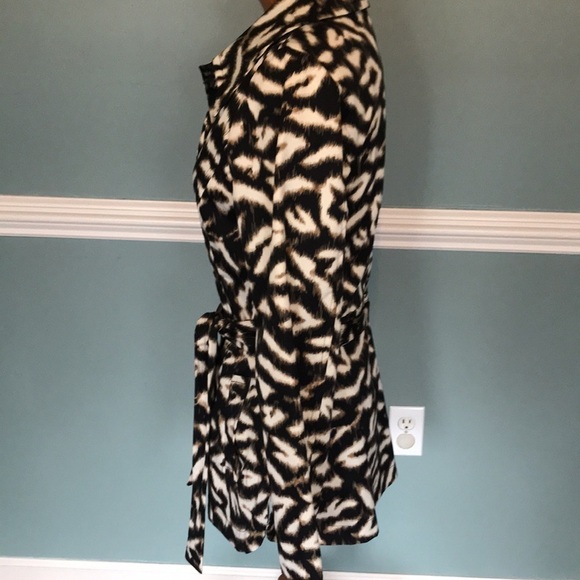 Sandro Studio Leopard Animal Print Jacket Button Up with Belt Mid Length Sz M - Picture 7 of 11